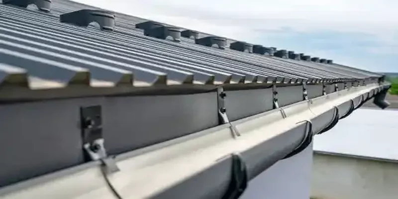 remplacement et installation de gouttières PVC aluminium à Mazeirat
